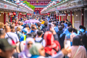 訪日外国人の増加の理由とは？経済効果や今後の課題、インバウンド戦略も解説！