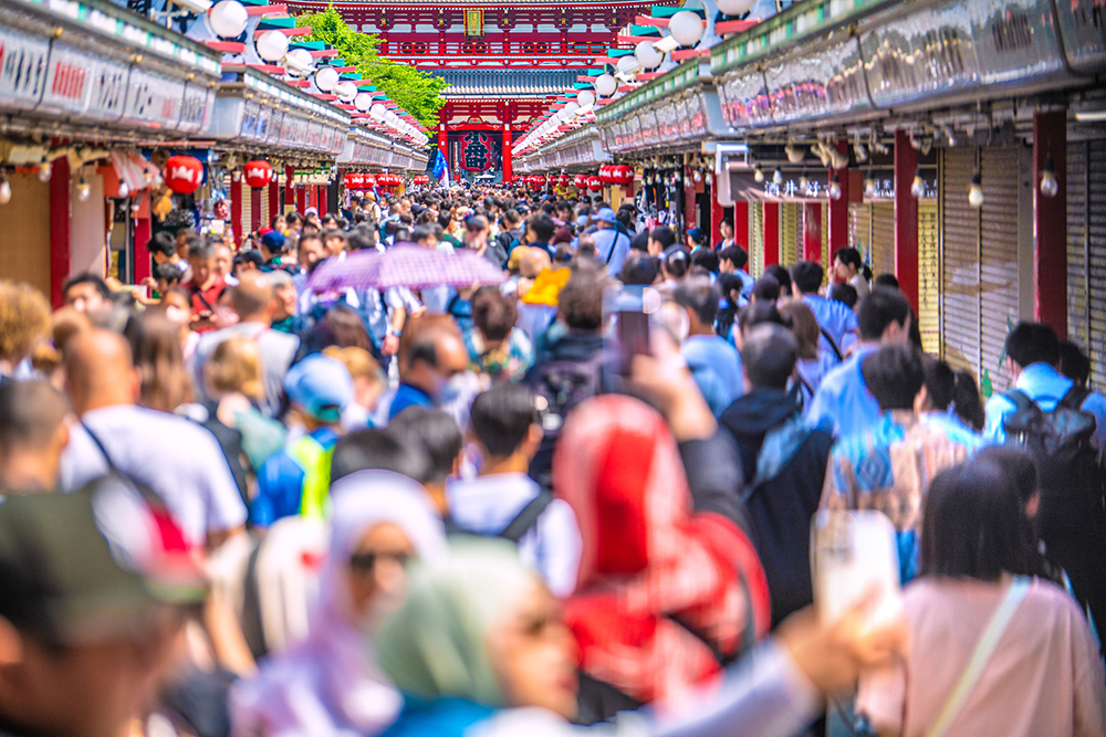 訪日外国人の増加の理由とは？経済効果や今後の課題、インバウンド戦略も解説！